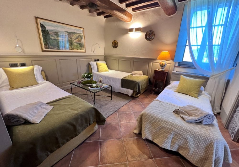 kids' bedroom at La Moscadella